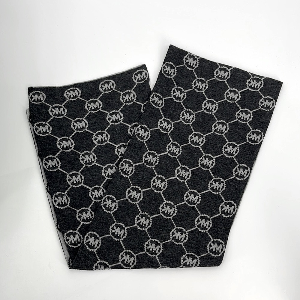 MICHAEL Michael KORS Signature Logo Reversible Scarf